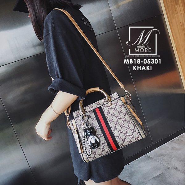 กระเป๋าสะพาย gucci กุญแจหมี
