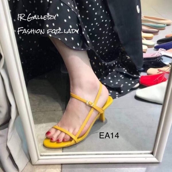 รองเท้าส้นสูงหนังนิ่มทรงสวมคาดเท้า แต่งสายคาดข้าง